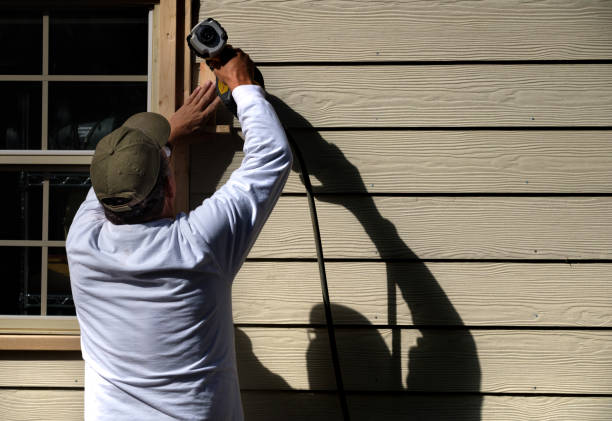 Siding Removal and Disposal in Visalia, CA